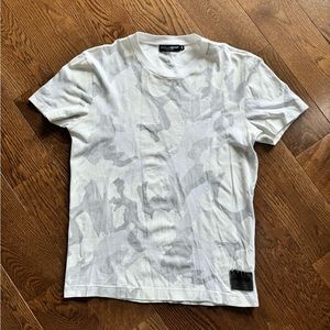 Men’s Dolce & Gabbana Camo print t-shirt size 48